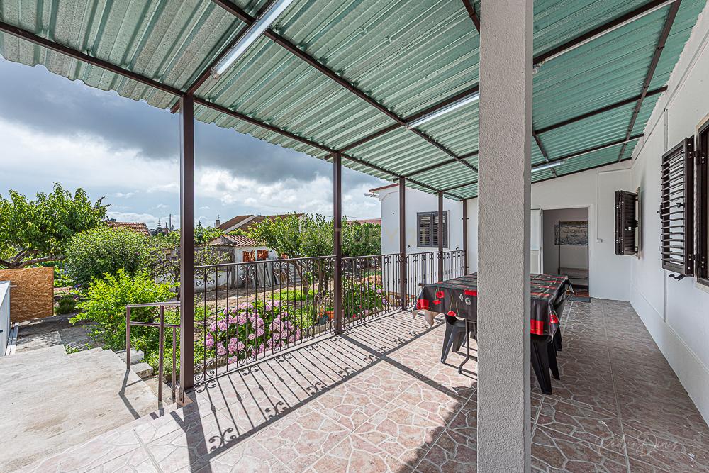 Alojamento Estudantil LÁ-SALETTE ( quarto Melro Azul 11m2 ) - Image 10