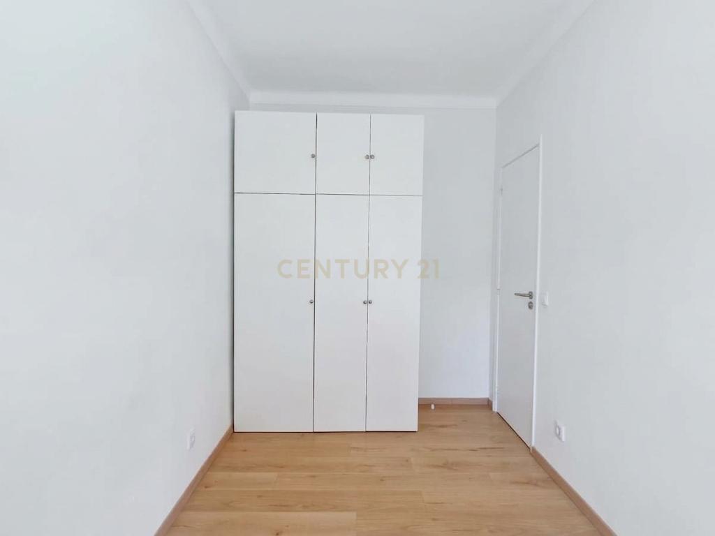 Apartamento T1 com Varandas em Barreiro, Setúbal - Image 5