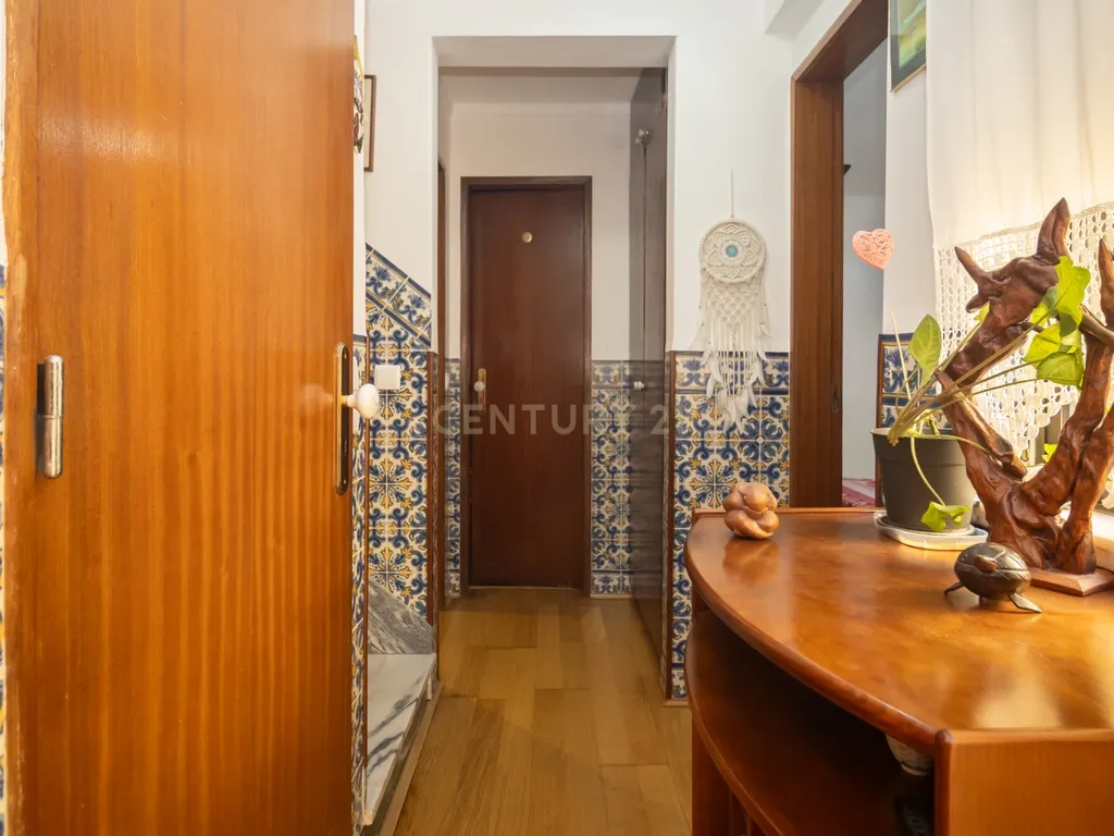 Moradia em Banda de 5 assoalhadas na Banática - Image 22