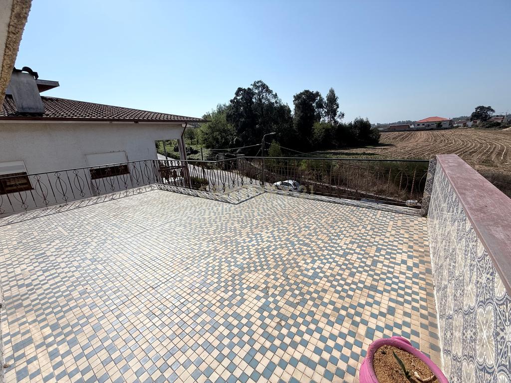 🏡 Moradia de charme junto aos Caminhos de Santiago — Localização privilegiada e elevado potencial de rentabilidade - Image 33