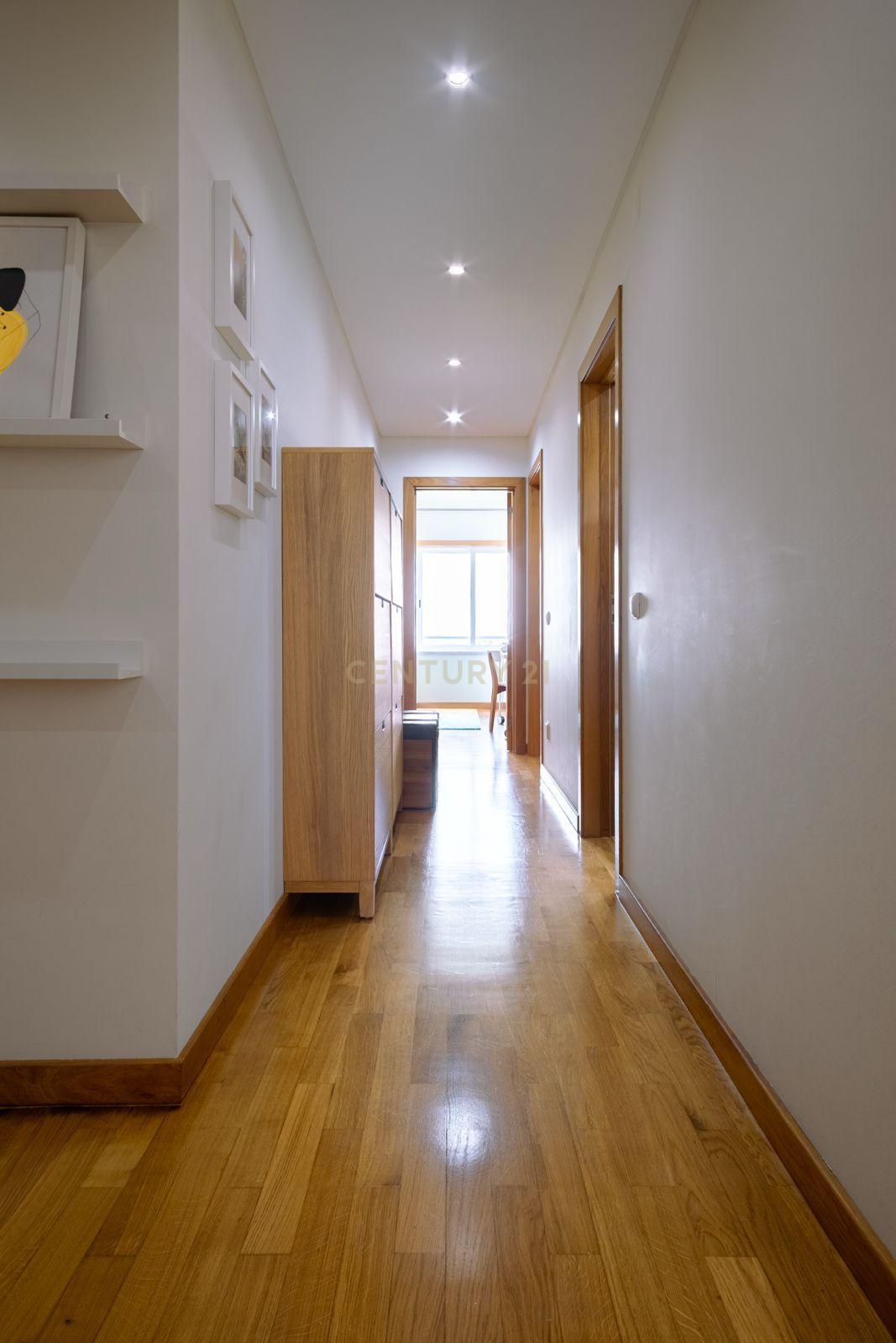 Fotografia 10 de Apartamento T3 em São Domingos de Rana, Cascais