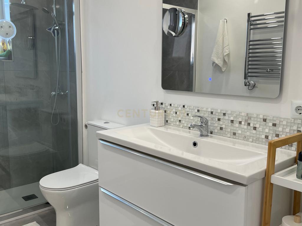 apartamento T2  situado numa das zonas mais privilegiadas de Almada - Image 14