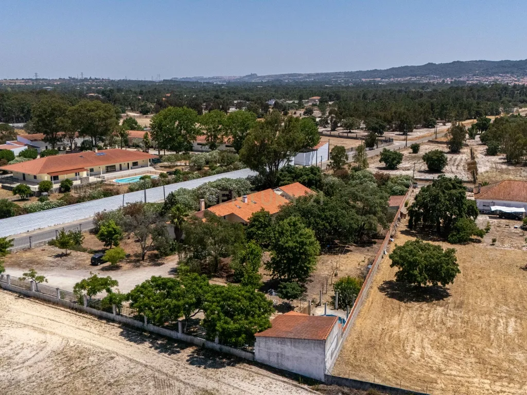 Moradia Exclusiva para Investimento em Quinta do Anjo, Palmela - Image 95