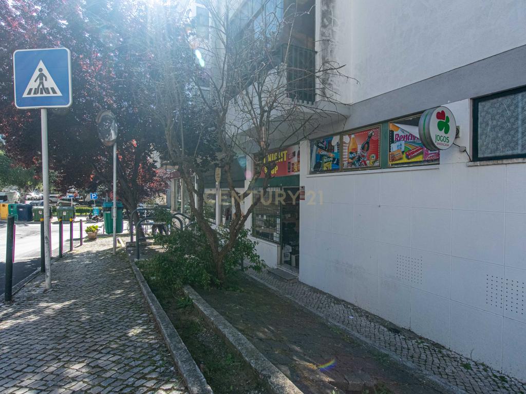 Loja no Centro da Bobadela - Image 16