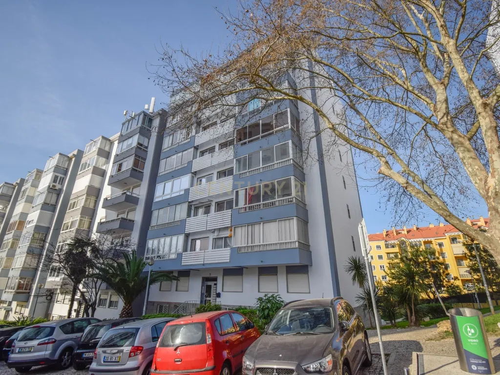 Apartamento T3 com Vista Mar, em São João do Estoril - Image 26