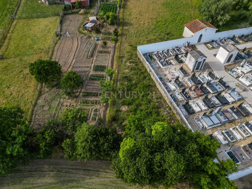 Moradia para Reabilitar com Terreno de 2.590m² em Gatões – Montemor-o-Velho - Image 12