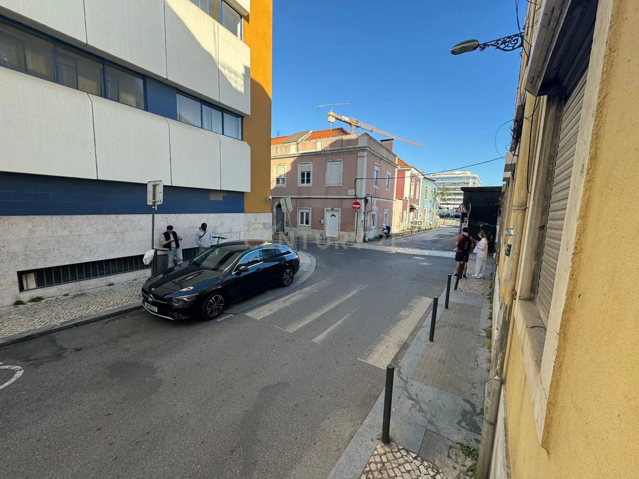 Apartamento T2 com terraço em Alcântara - Image 16