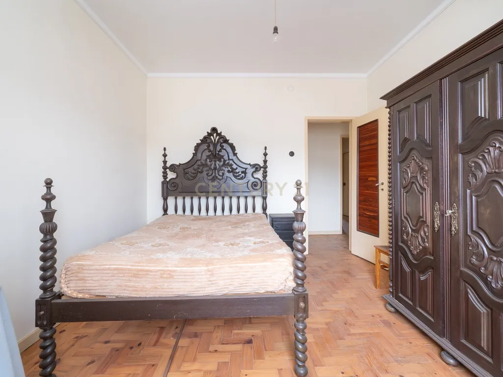 Venda | Apartamento T3+1 com garagem na Rua Verde Pinho em Coimbra - Image 14