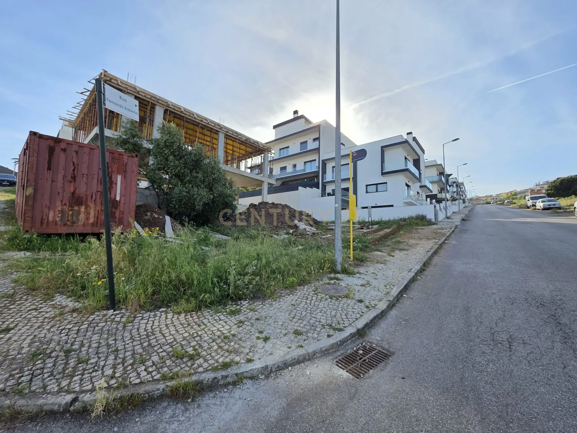 Fotografia 7 de Terreno Urbano em Famões - Trigache