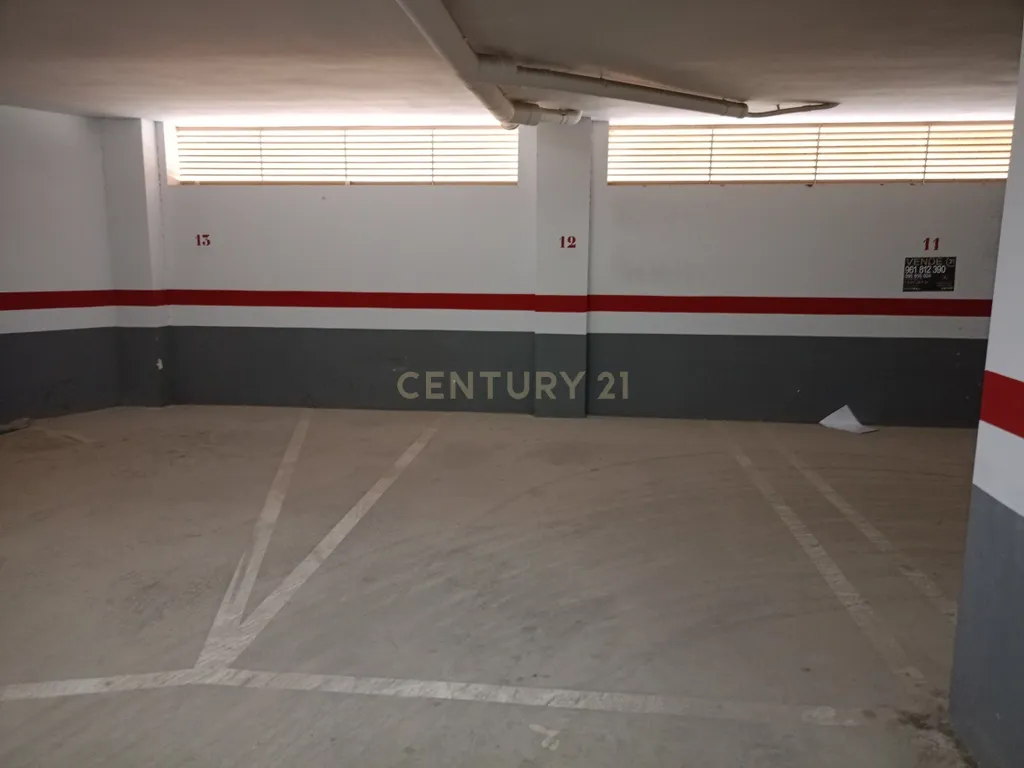 - Image 3