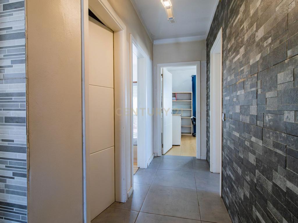 Apartamento Exclusivo | 129 m² de Área Útil + 22 m² de Anexos - Image 3