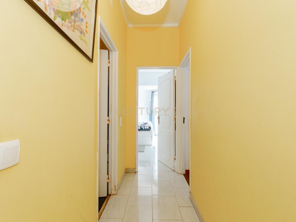 Apartamento T3 à Venda – Olivais, Rua Cidade da Beira - Image 32