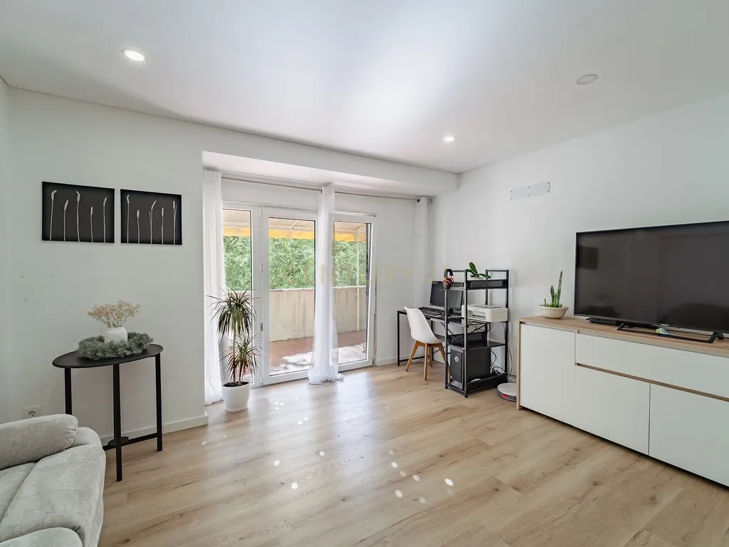 Apartamento T3 em Setúbal - Image 12