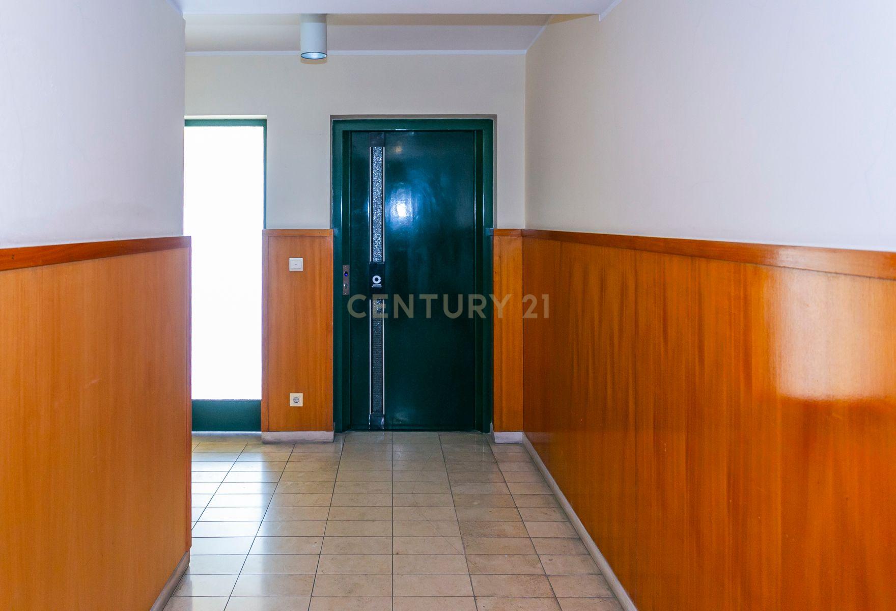 Apartamento T1 à venda em Lordelo do Ouro e Massarelos, Porto — foto 34
