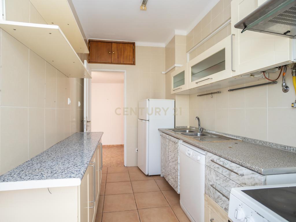 Apartamento T3 em Almada com Excelente Localização - Image 25