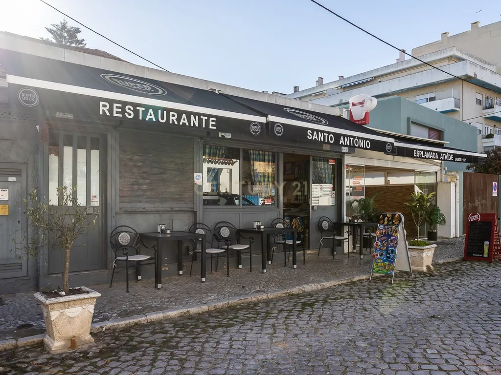 Moradia transformada em Restaurante - Santo António - Costa de Caparica - Image 3