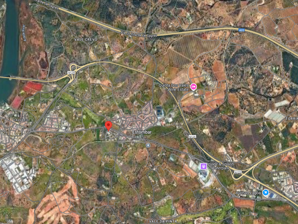 Lote de 168 m² para Construção de Moradia Geminada com Dois Pisos (exige Apresentação de Projeto) em Estombar, Lagoa - Image 6