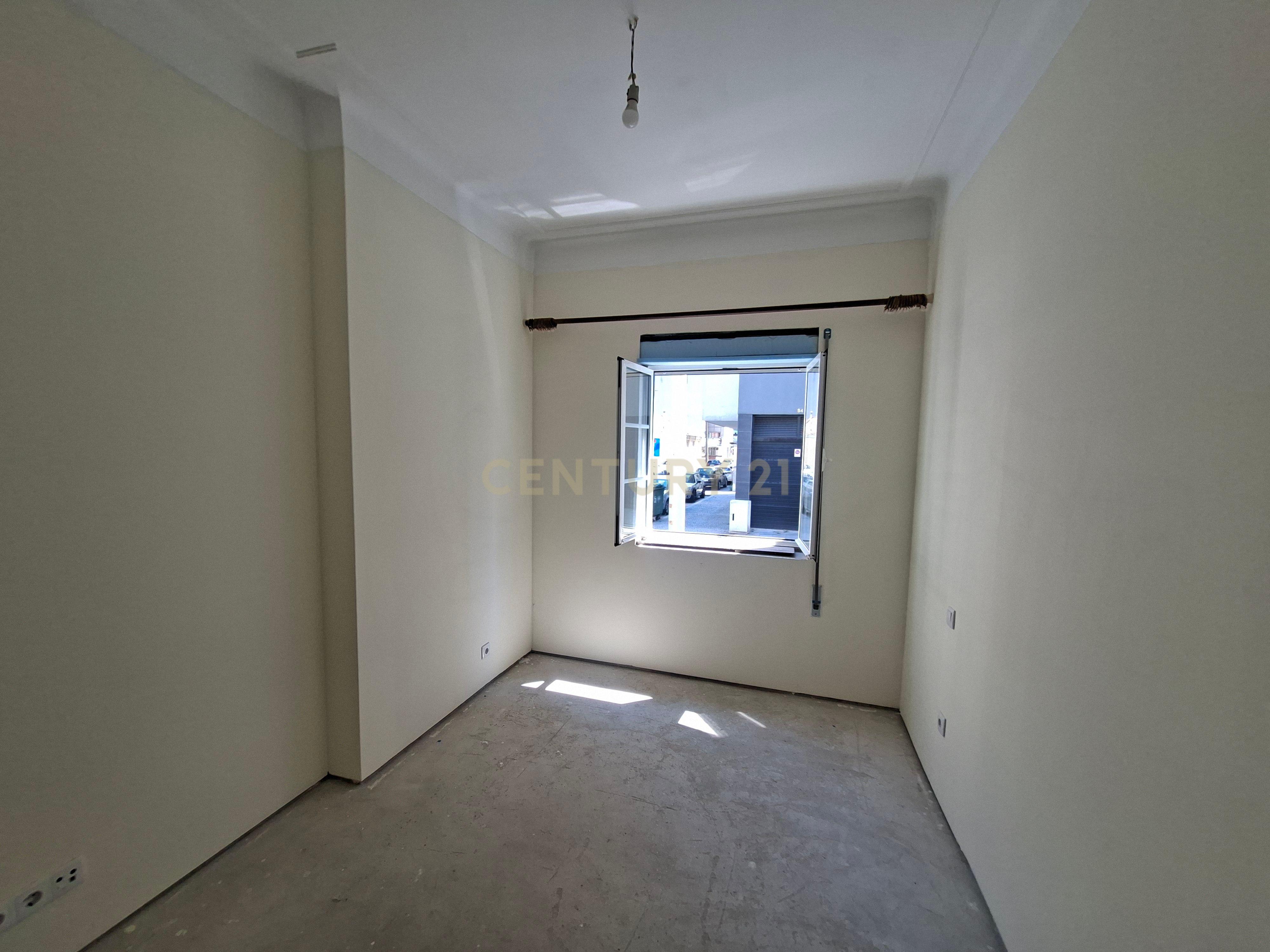Fotografia 5 de Andar Moradia T3 a venda na melhor zona central de Vila Nova de Gaia