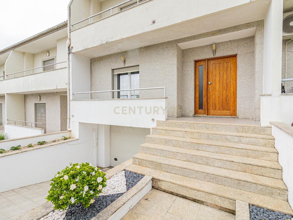 Moradia em Banda, Torre, Amares Braga  - Image 3