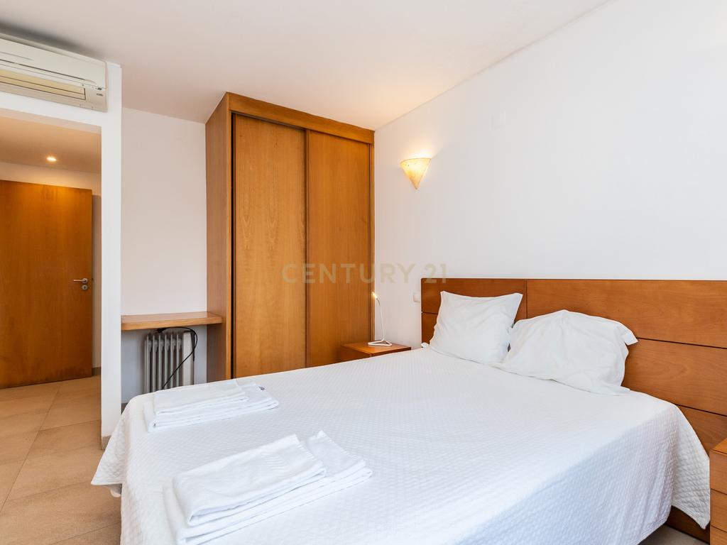 T2 , Golden Club Cabanas. - Image 17