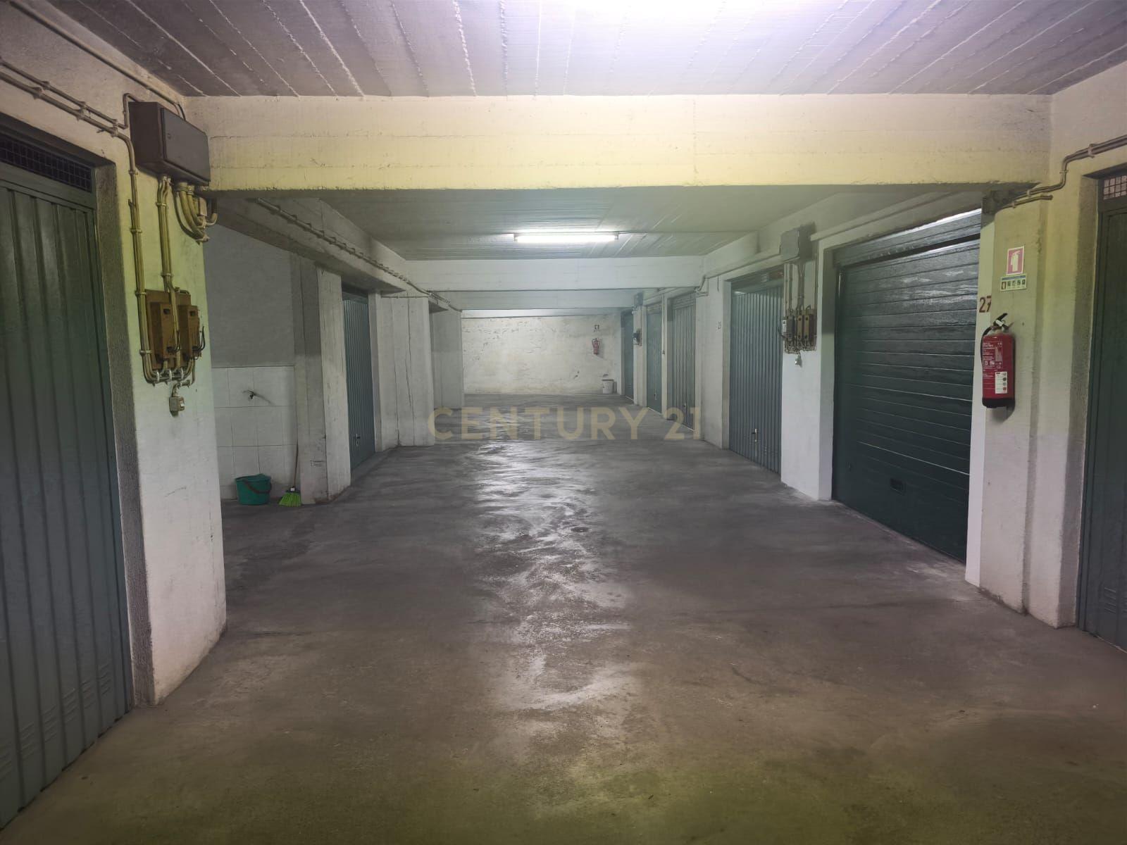 Fotografia 3 de Box Fechada com 18 m² – Quinta da Piedade, Póvoa de Santa Iria