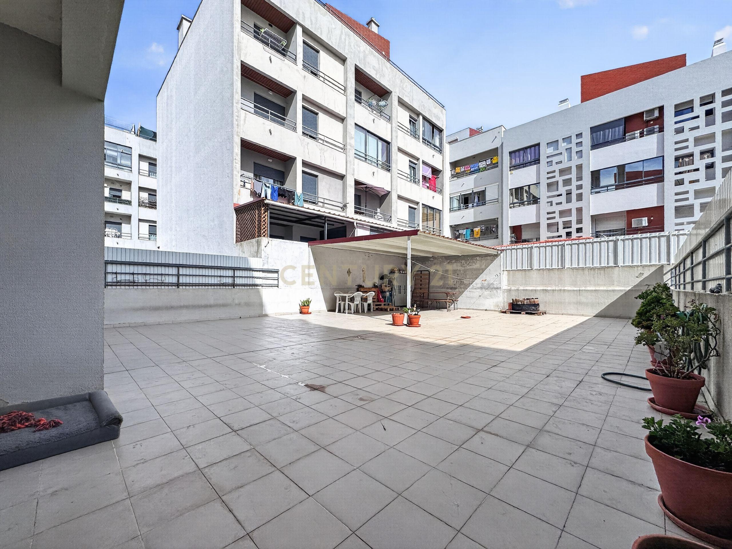 Apartamento T2 à venda em Charneca de Caparica e Sobreda, Almada — foto 26