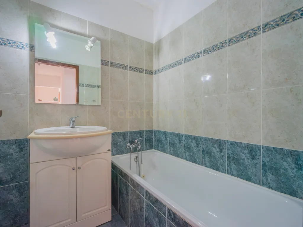 Apartamento T3 em Silves, Faro - Image 16