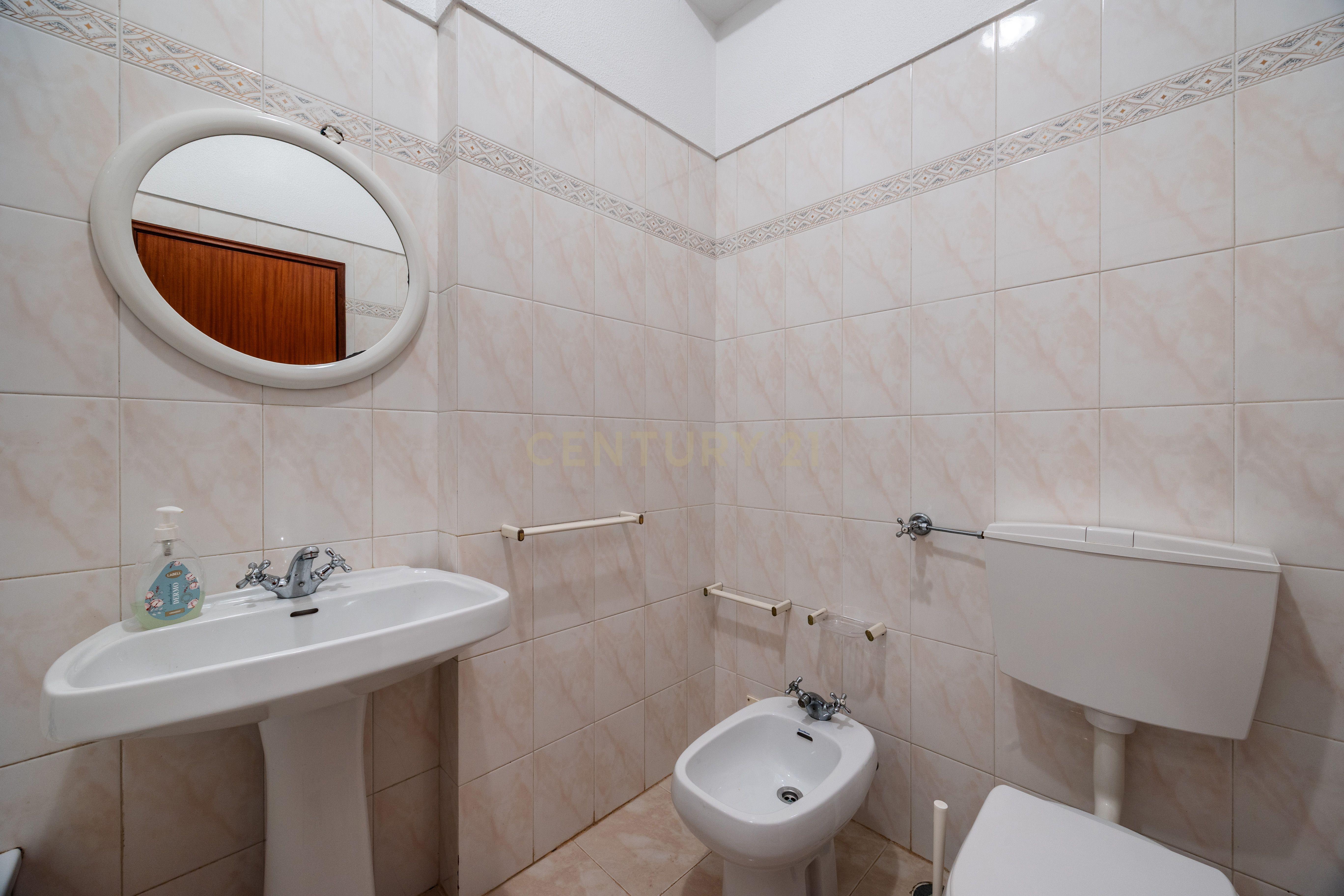 Fotografia 7 de Apartamento T1 em São Gonçalo de Lagos, Centro , Marina e Praia à Porta - Lagos