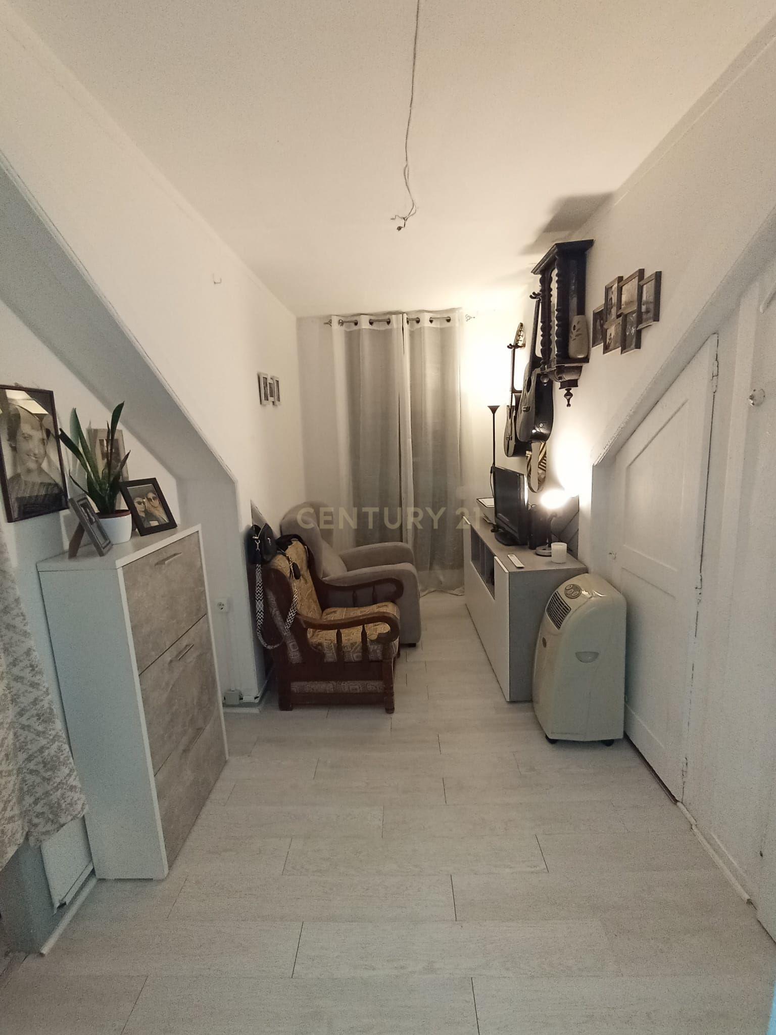 Apartamento T1 em Lisboa com Vista Panorâmica e Excelente Localização - Image 4