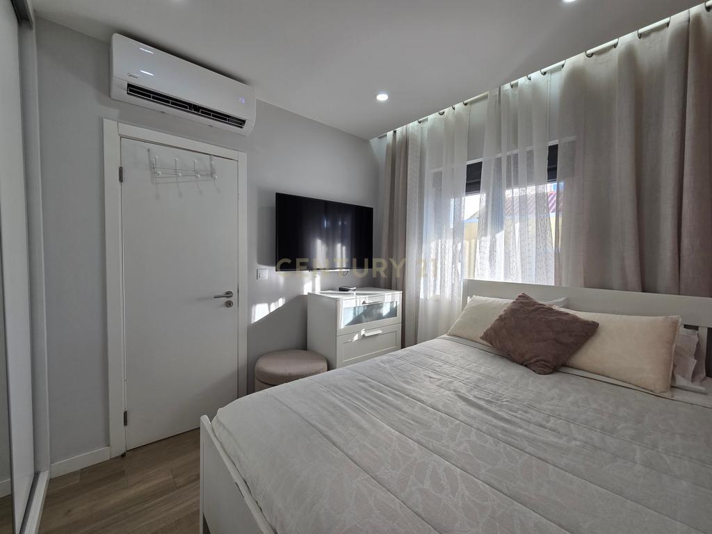 Moradia T3 remodelada – Torre da Marinha, Seixal - Image 9