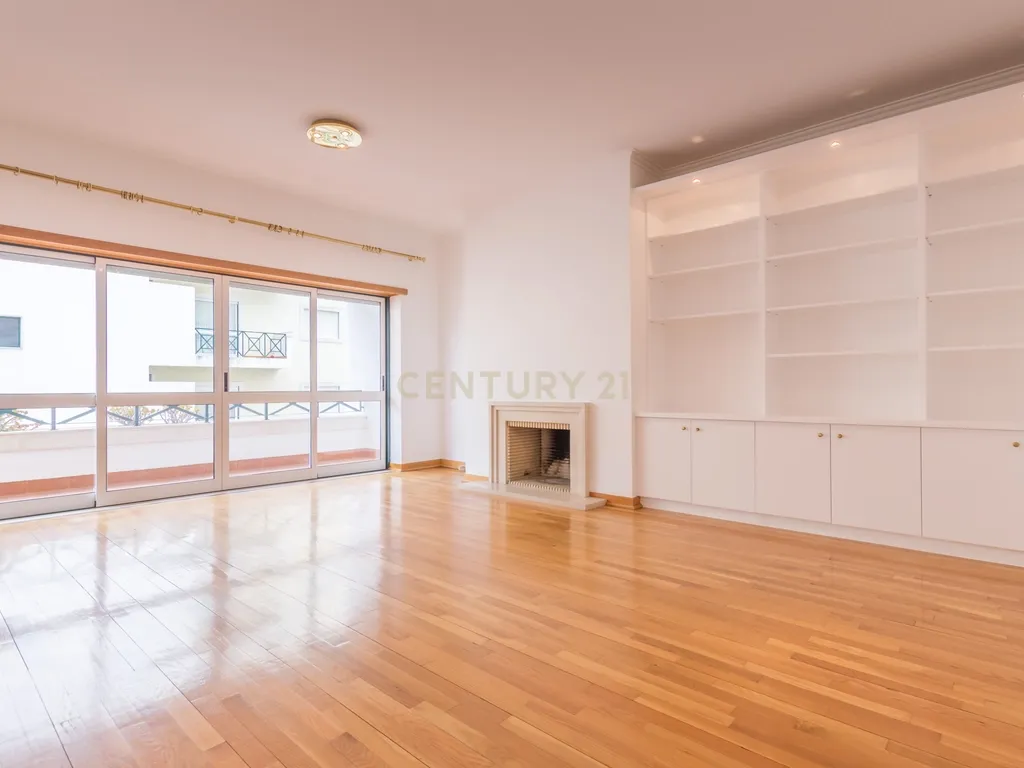 Apartamento T3 em Carnaxide – Arrendamento em Condomínio Privado - Image 12