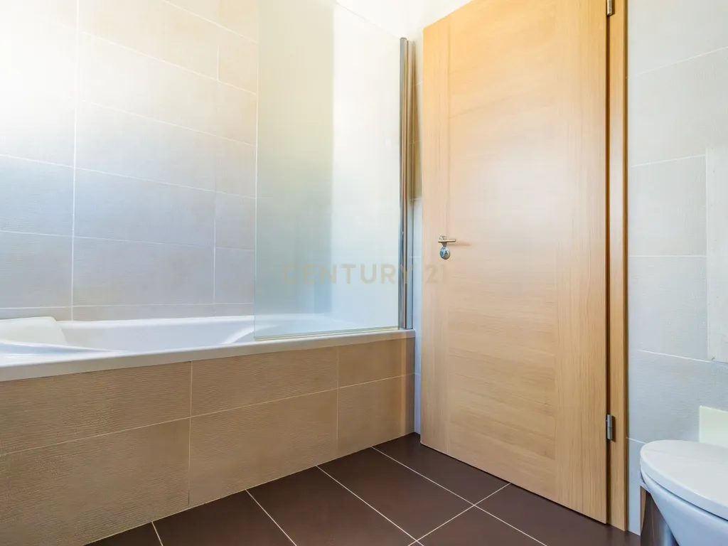 Apartamento T2 em Marinha Grande - Oportunidade Única! - Image 18