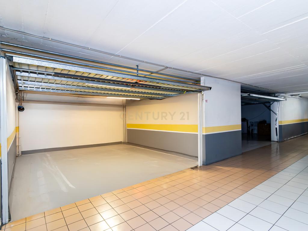Apartamento T2 em Marinha Grande - Oportunidade Única! - Image 8