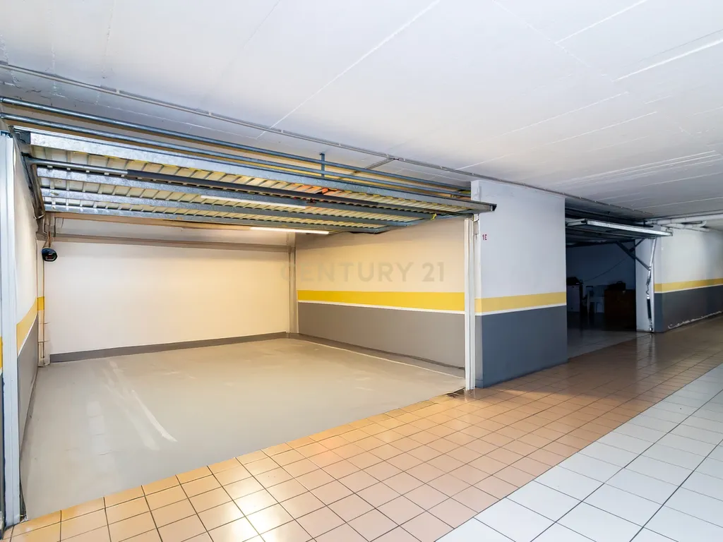 Apartamento T2 em Marinha Grande - Oportunidade Única! - Image 8