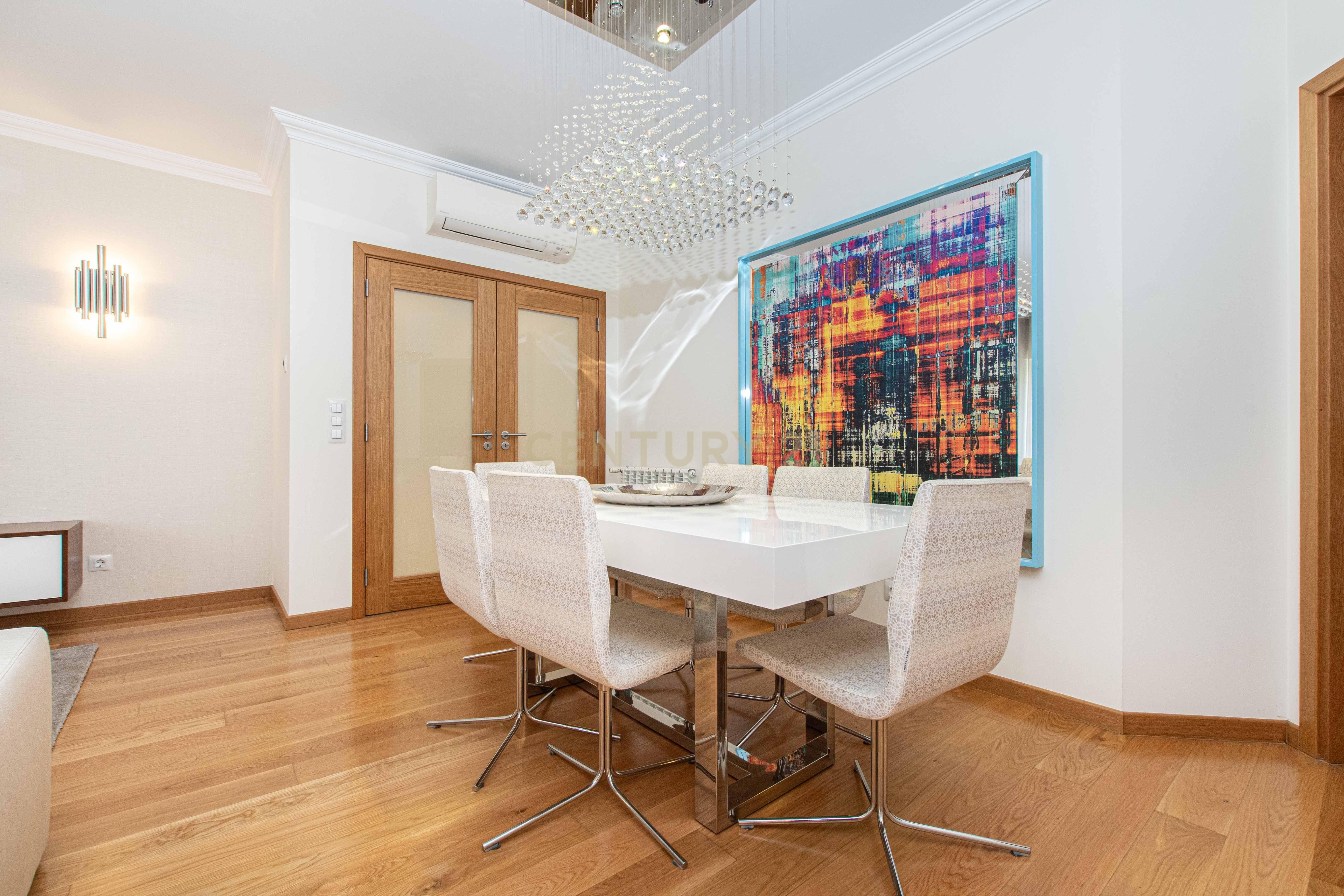 Fotografia 8 de Apartamento T3 no Areeiro – Elegância, Conforto e Localização Privilegiada
