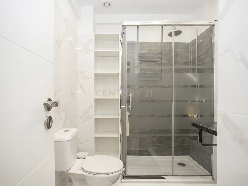 T3 em Belas com renovações em Sistema de Propostas Multiplas - Image 17