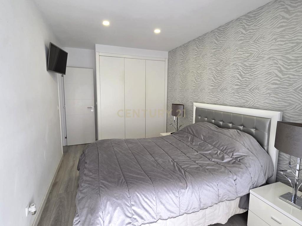 Apartamento T4 agora T3 em Almada transportes á porta  #  Negociável  # - Image 24