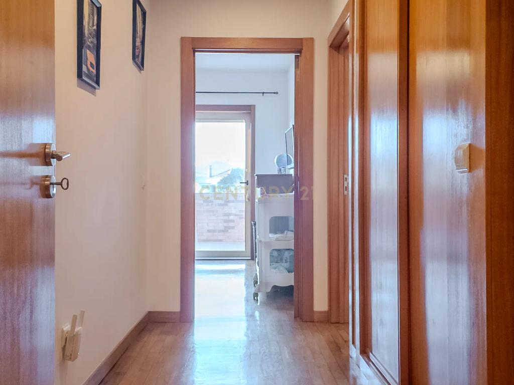 Apartamento T2+1 com terraço, Matosinhos - Image 11