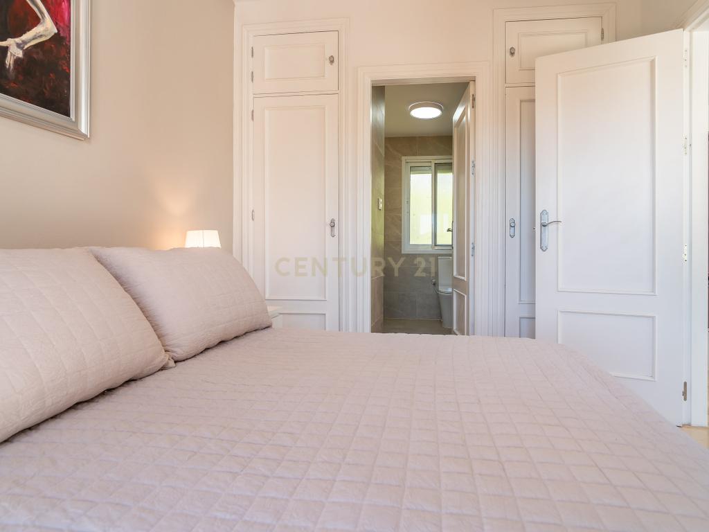 Moradia renovada com vista para o mar e perto da praia – Torreblanca, Fuengirola - Image 29