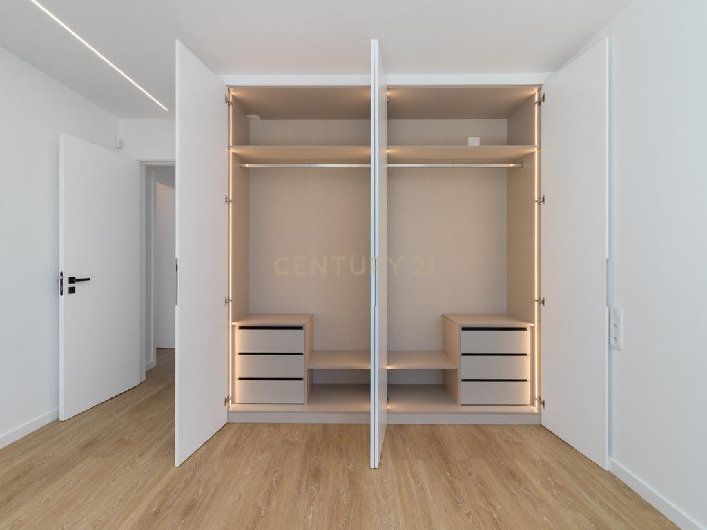 A Sua Nova Casa Está Pronta para Habitar! 🌊🏡 Moradia Nova T3 Aroeira À Beira da Praia da Fonte da Telha, na Prestigiada Aroeira - Image 51