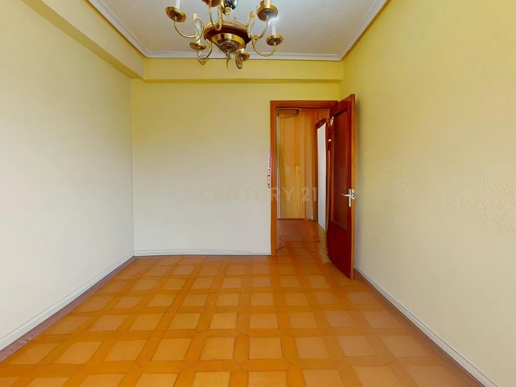 Luz, terraços e a poucos passos do centro pedonal de Alcalá: viva onde tudo acontece - Image 29