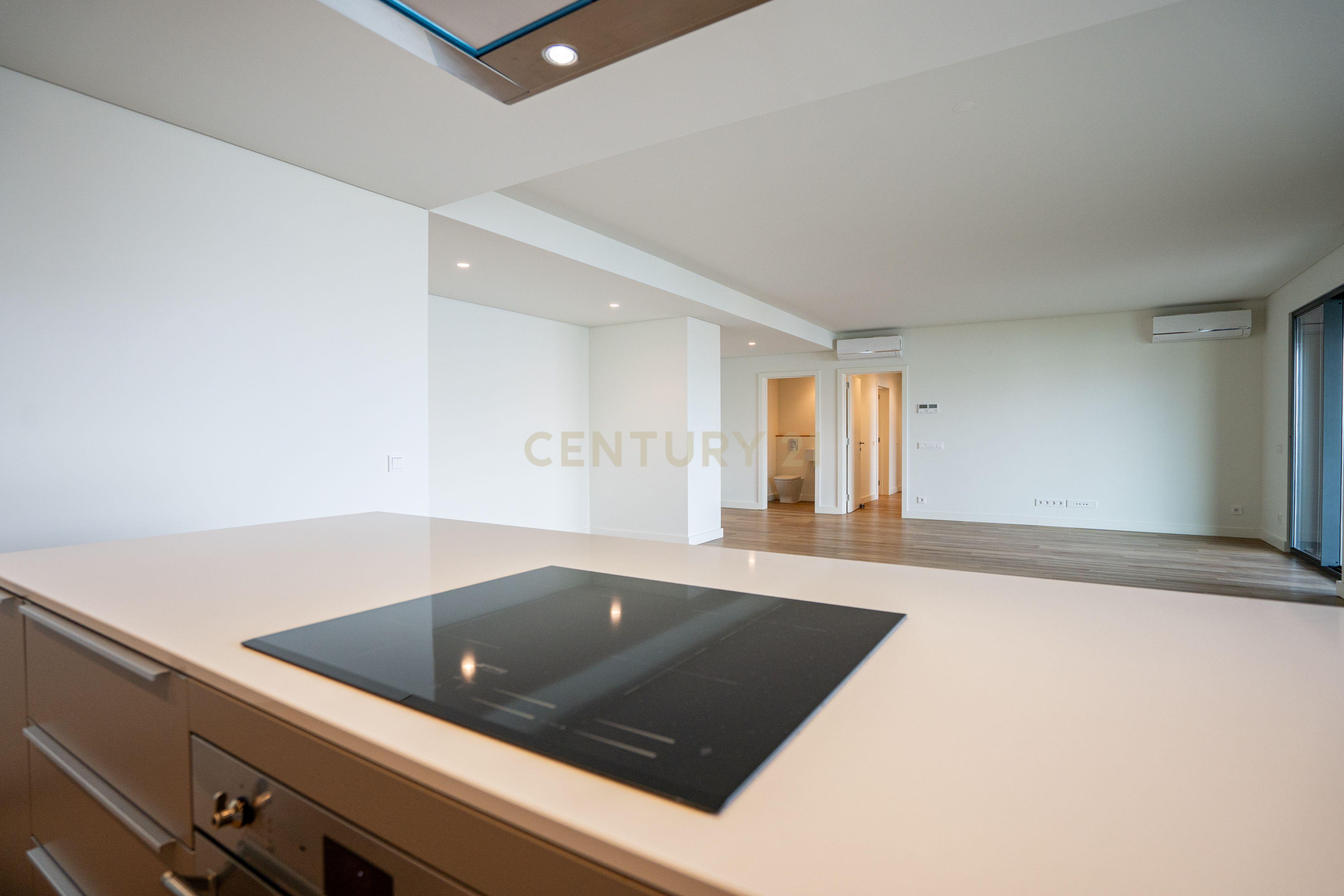 Fotografia 10 de Exclusivo T3 no Terraces Mirear com Varanda, Piscina, Ginásio e Sauna – Miraflores