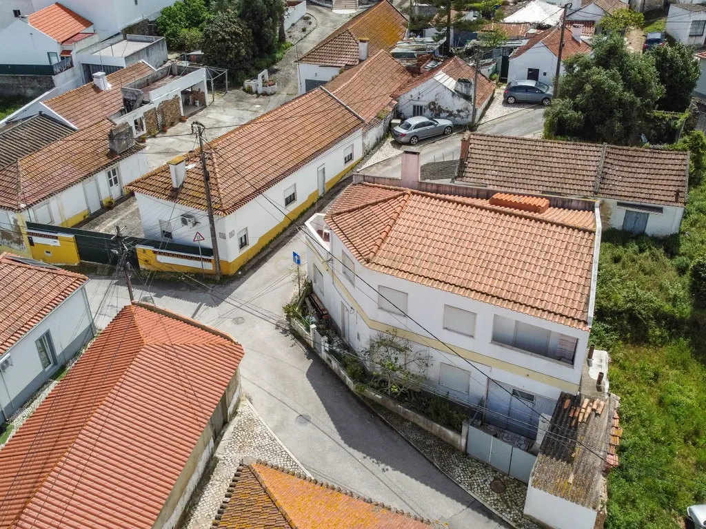 Moradia T3 na Quinta do Anjo com Vista Panorâmica e Garagem - Image 58