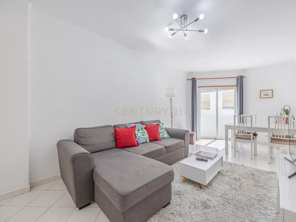 Apartamento T3 em São Gonçalo de Lagos, Faro - Image 1