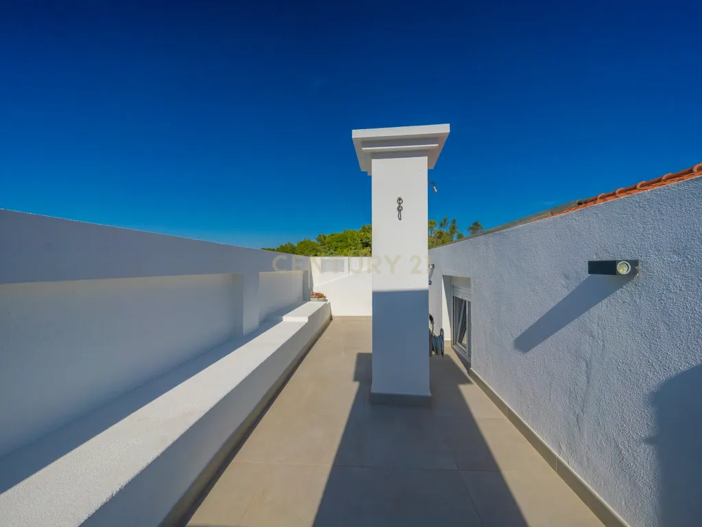 Excelente Apartamento T3 Duplex c/ Garagem, na Galiza, Estoril, Cascais - Image 36