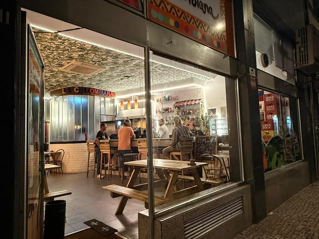 Restaurante em Porto - trespasse por 59.000€ - Image 17