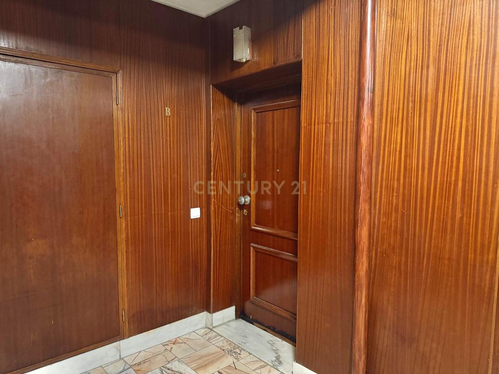 Apartamento T4 no centro de Santo Tirso - Image 32