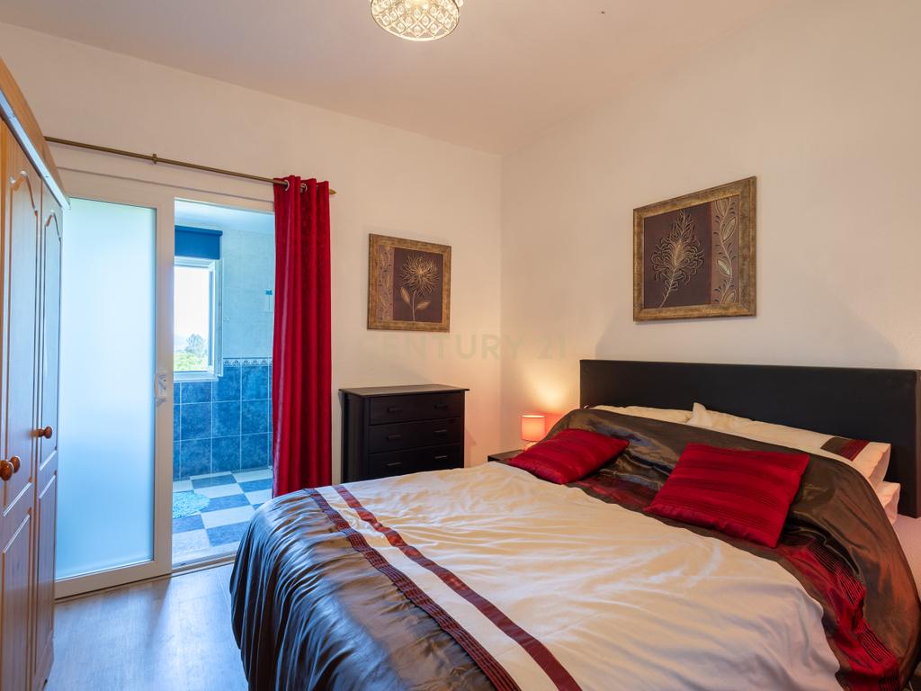 Quinta de 1ha vedada com piscina, jacuzzi, pomar e vista panorâmica em Olalhas, Tomar - Image 11