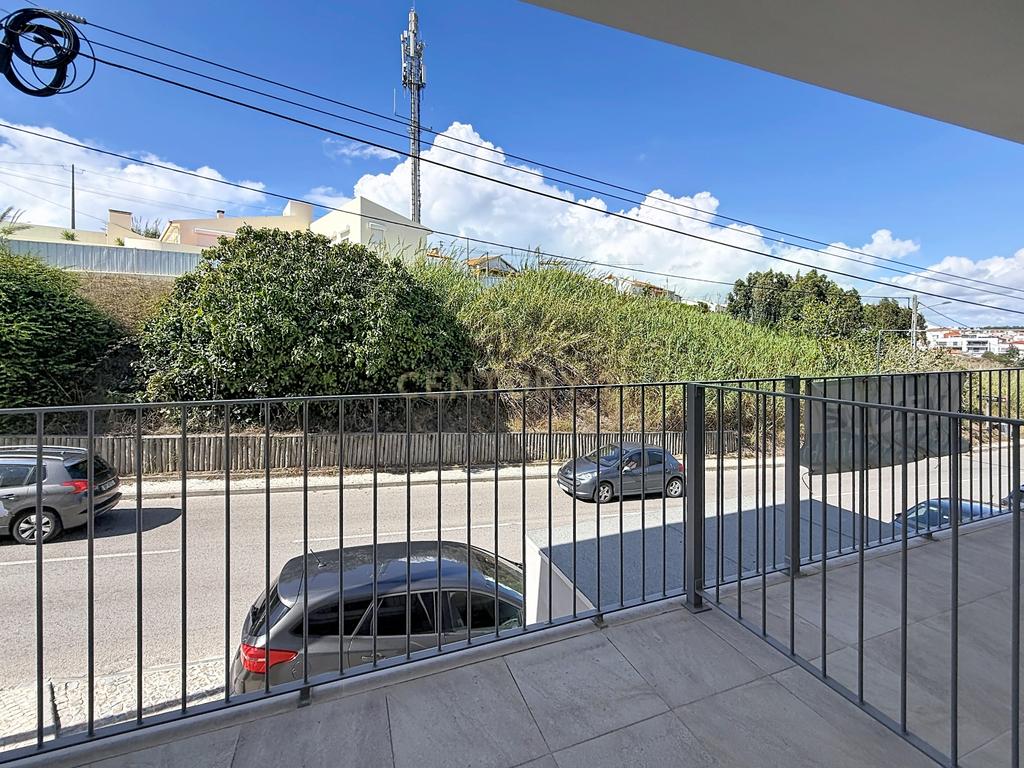 Apartamento Novo com Terraço e Piscina Privativa em Nazaré - Image 56
