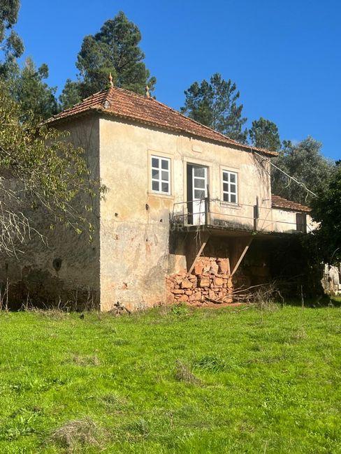 Moradia para reconstrução - Cumeeira - Image 1